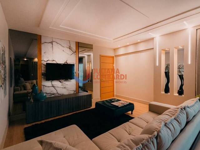 #34 - Apartamento para Venda em Cascavel - PR