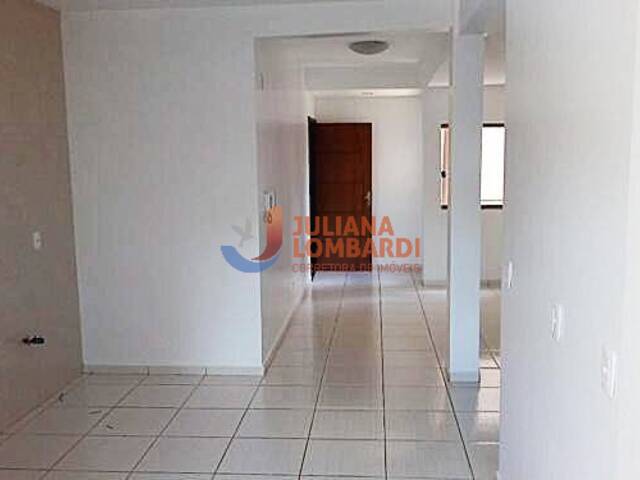 #48 - Apartamento para Venda em Cascavel - PR