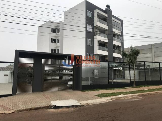 #50 - Apartamento para Venda em Cascavel - PR